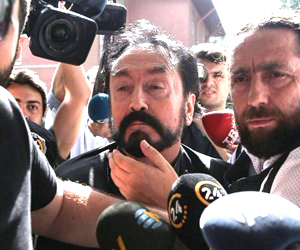 Adnan Oktar ve Ekibine Operasyon: 235 Gözaltı