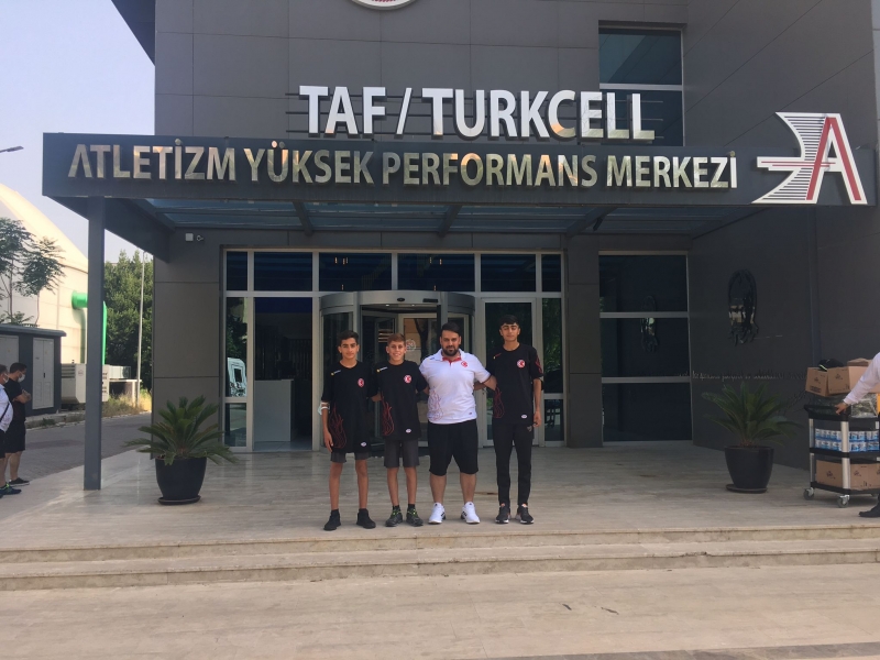 Atletizmde 3 Sporcu Milli Takım Kampına Katıldı