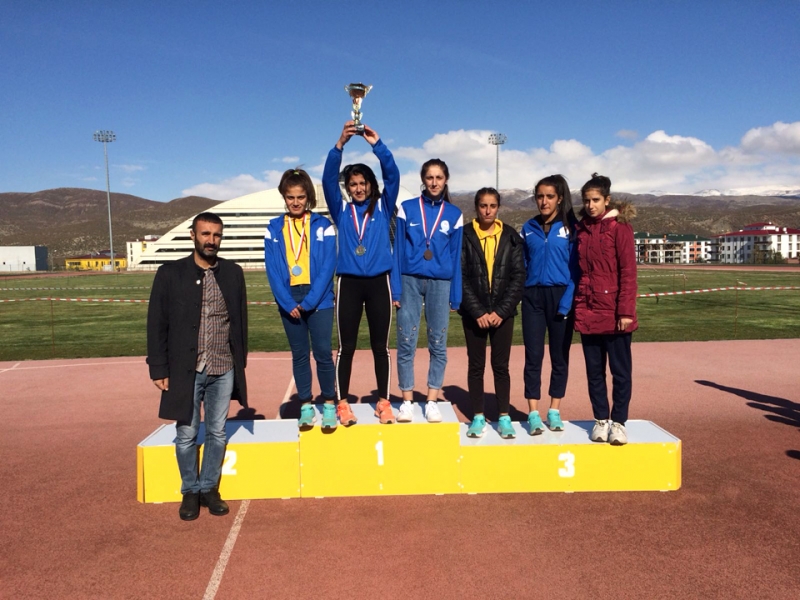 Atletizmde Kız Anadolu Lisesi İl Birincisi Oldu