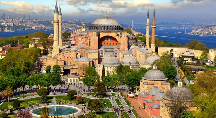 Ayasofya Camii İbadete Açıldı