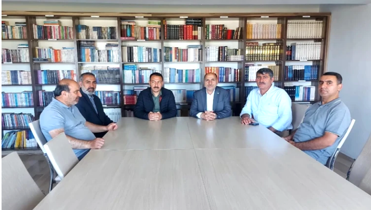 "ÇİFTE VATANDAŞLARIN, VATANDAŞLIKTAN ÇIKARILMASI GEREKİYOR"
