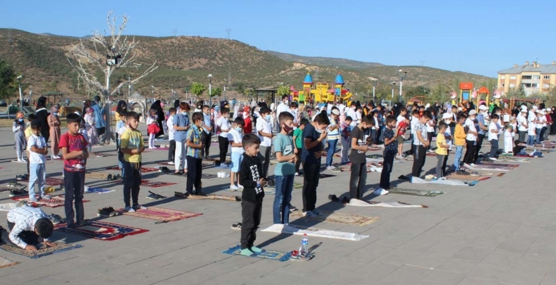 Çocuklar "Hayat Namazla Güzeldir" Etkinliğinde Buluştu