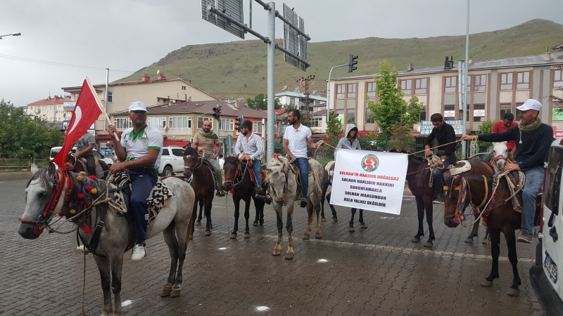 Doğalgaz İçin Atlılar Meydana İndi