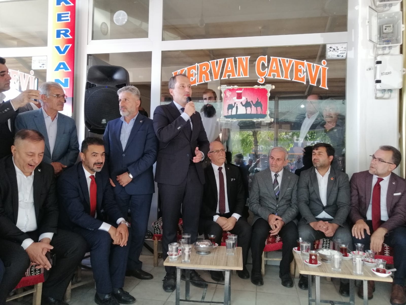 ERBAKAN’DAN SOLHAN’A TEŞEKKÜR ZİYARETİ