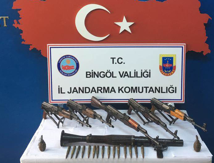Genç’te Mühimmat Ele Geçirildi