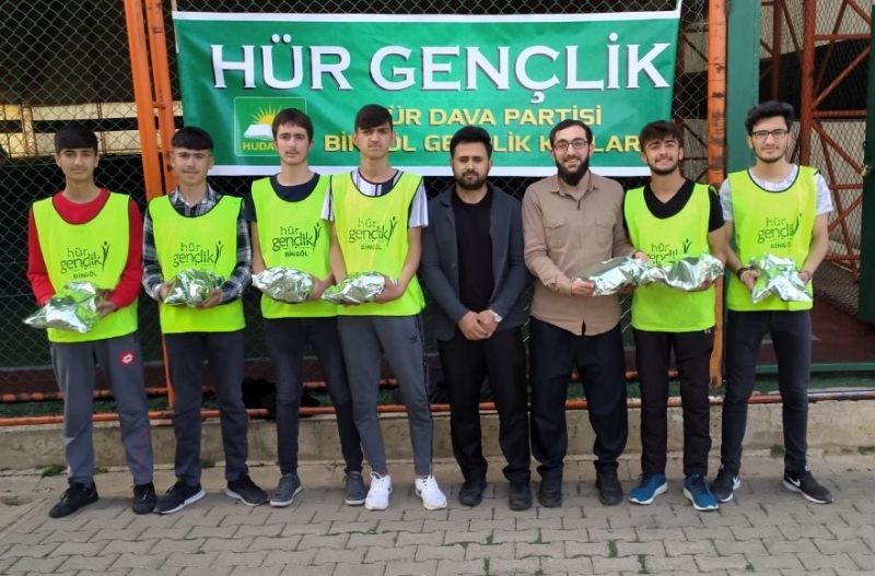 HÜDA PAR Gençlik Kollarından Futbol Turnuvası