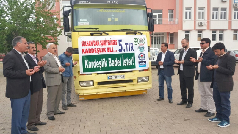 İHH’dan Suriyelilere Beşinci Yardım TIR’ı