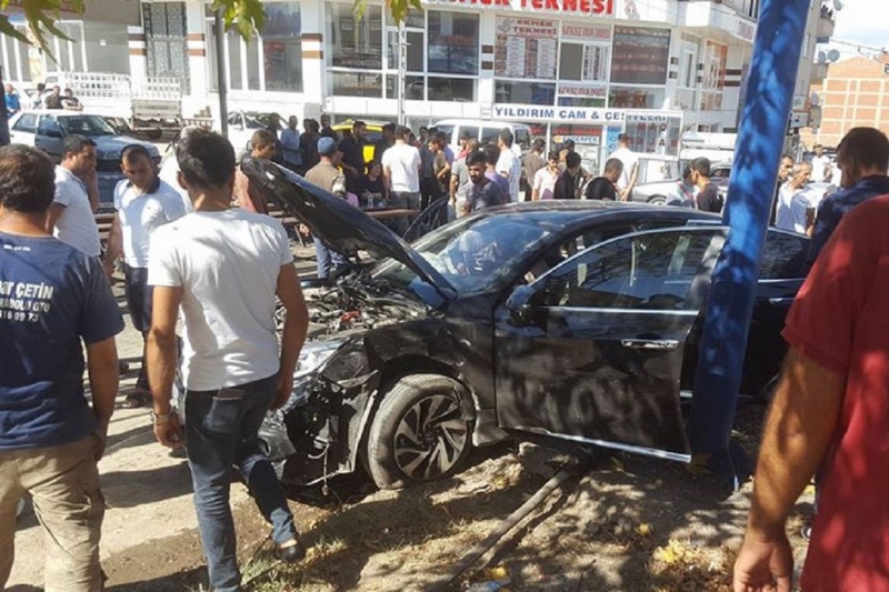 Kovancılar’da trafik kazası: Bir yaralı