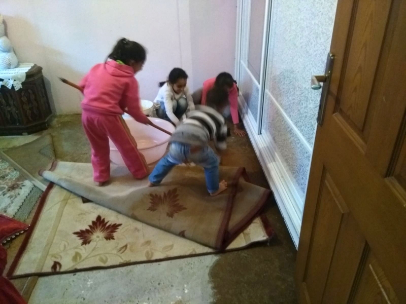 Şiddetli Yağış Bir Eve Zarar Verdi