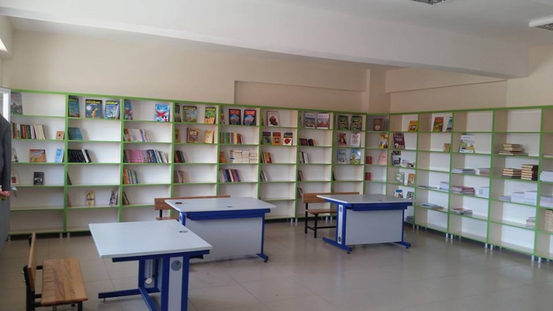 Solhan Belediyesinden Okula Kütüphane