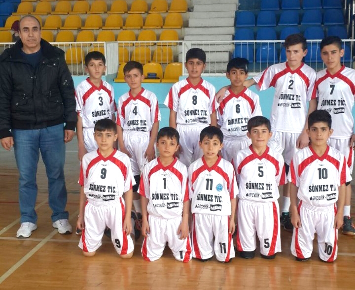 Solhan YİBO Voleybolda İl Birincisi