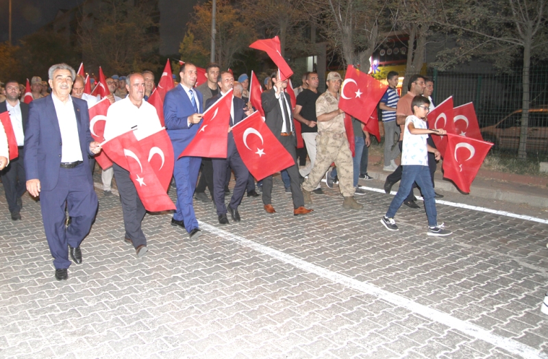 SOLHAN’DA 15 TEMMUZ’U ANMA ETKİNLİKLERİ DÜZENLENDİ  