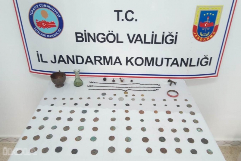 Tarihi Eser Kaçakçılarına Operasyon: 3 Gözaltı   