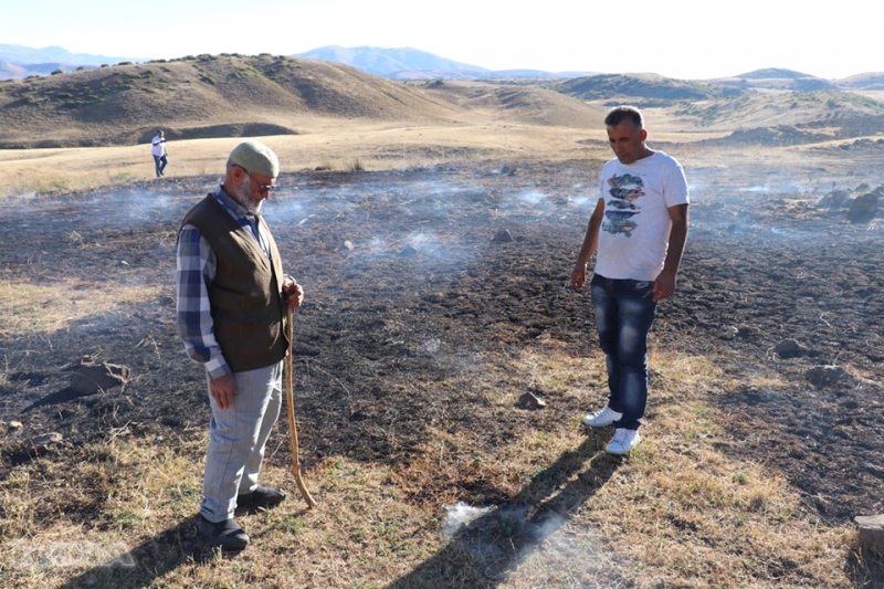 Toprak Yangını Köylüleri Tedirgin Etti